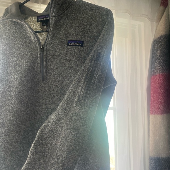 Classic Patagonia Quarter Zip - Picture 3 of 5